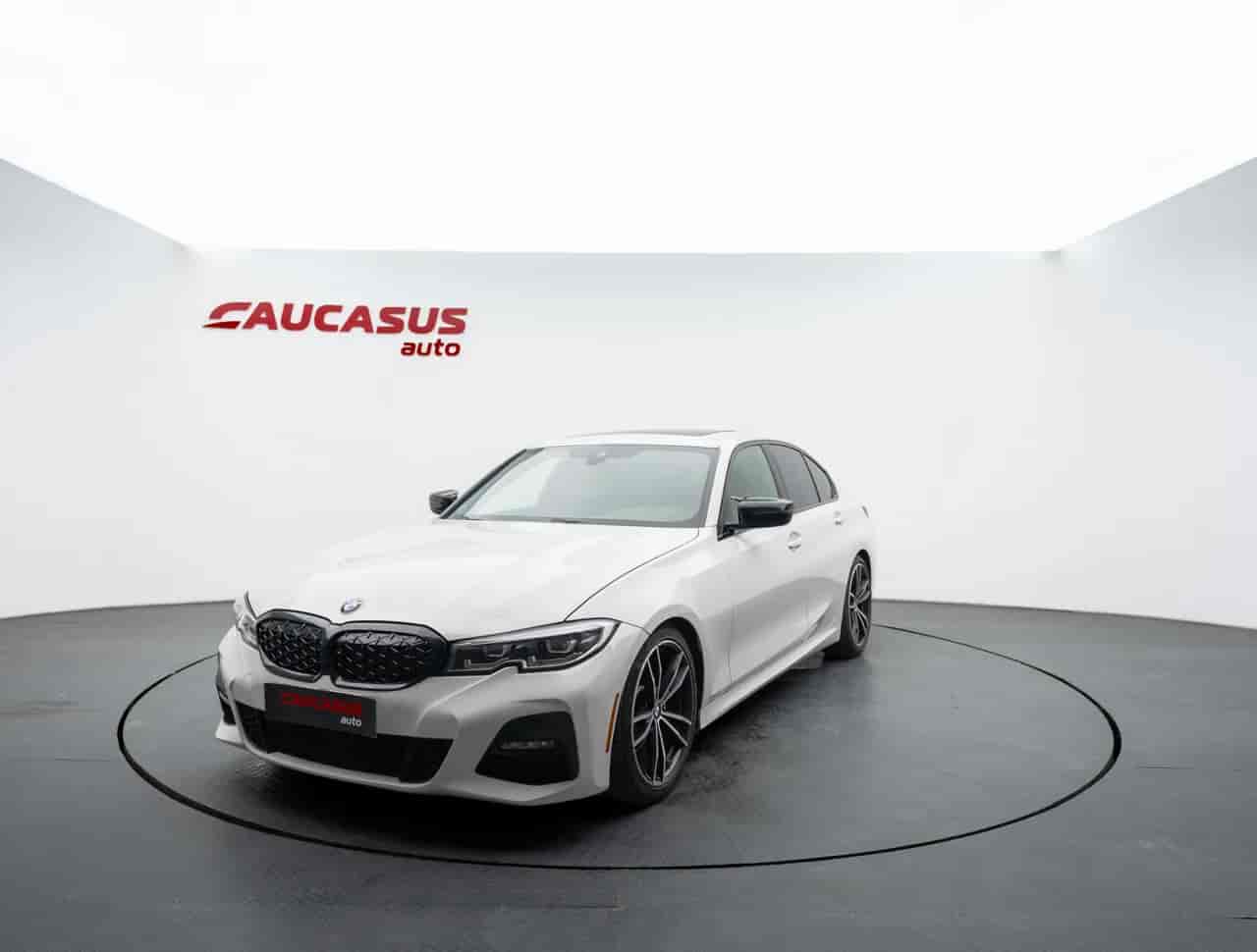BMW 330i - 1