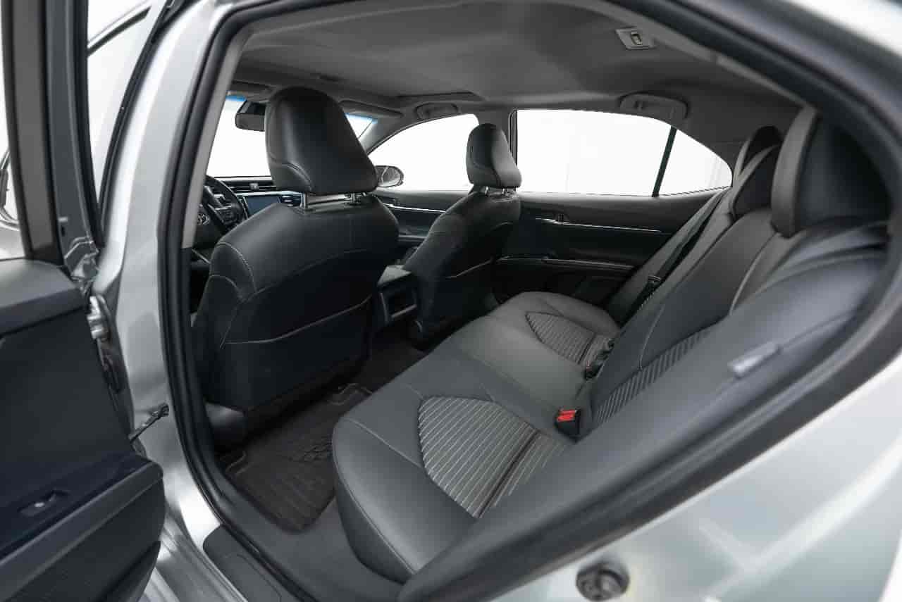 TOYOTA Camry - 8