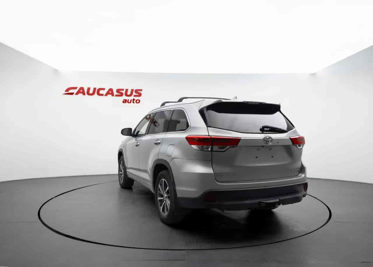 TOYOTA Highlander - 6