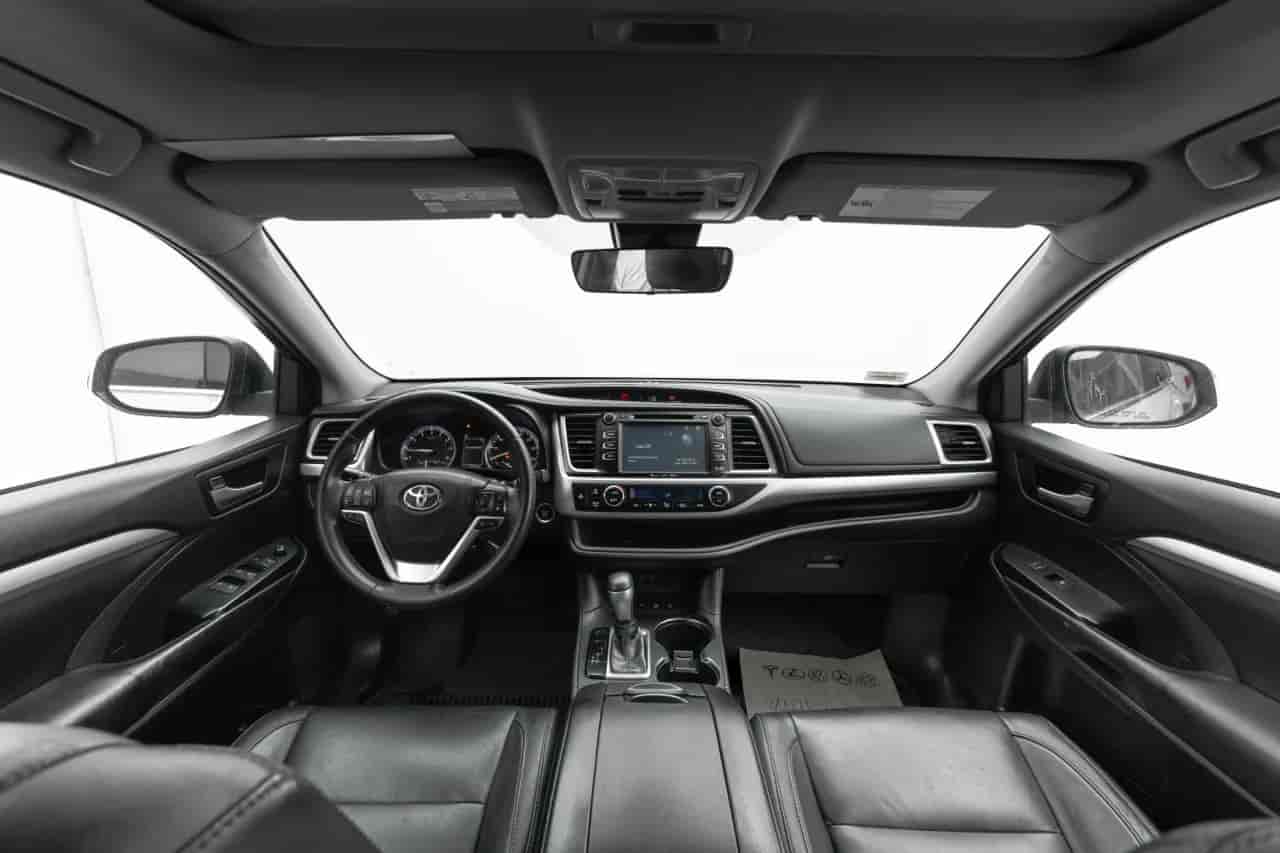 TOYOTA Highlander - 9