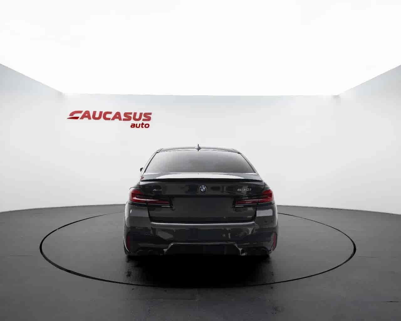 BMW 5-Series - 5