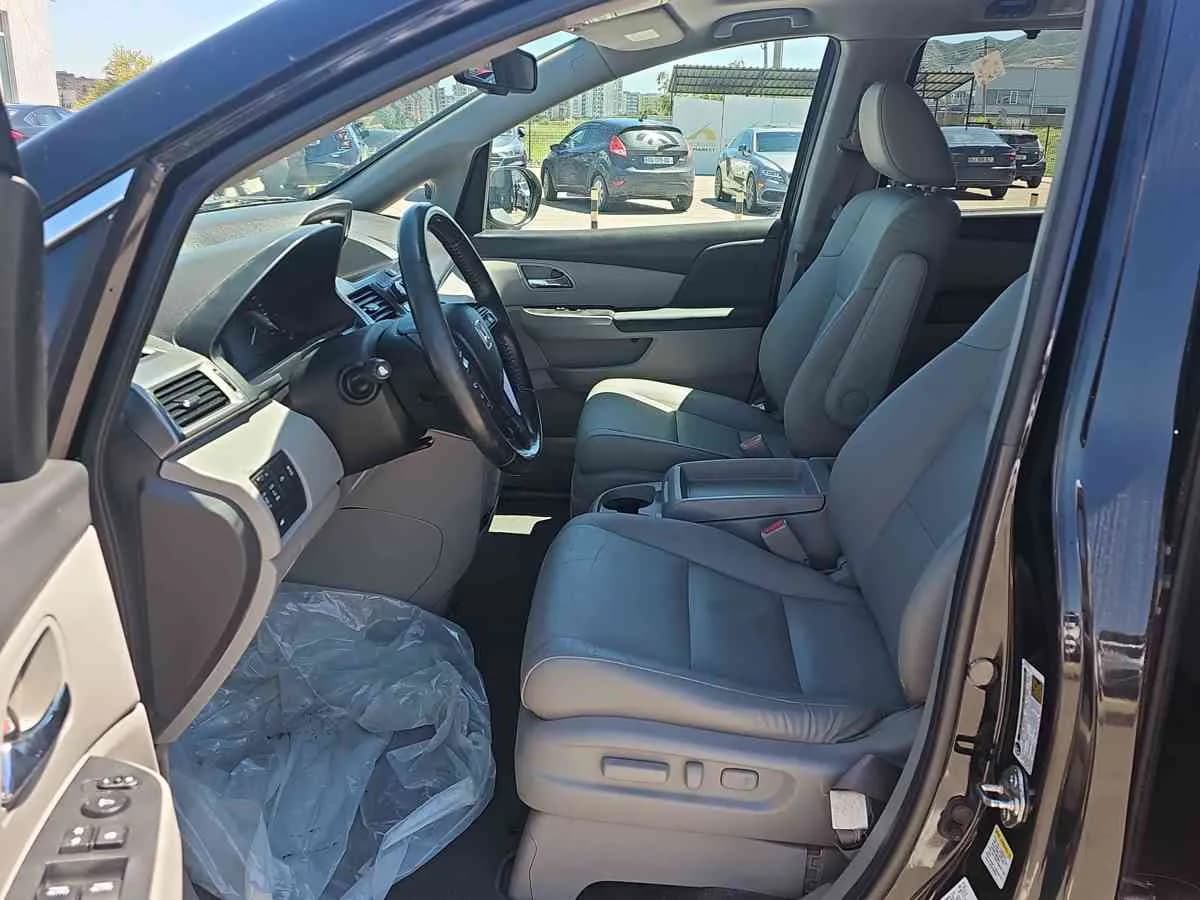 HONDA Odyssey - 10