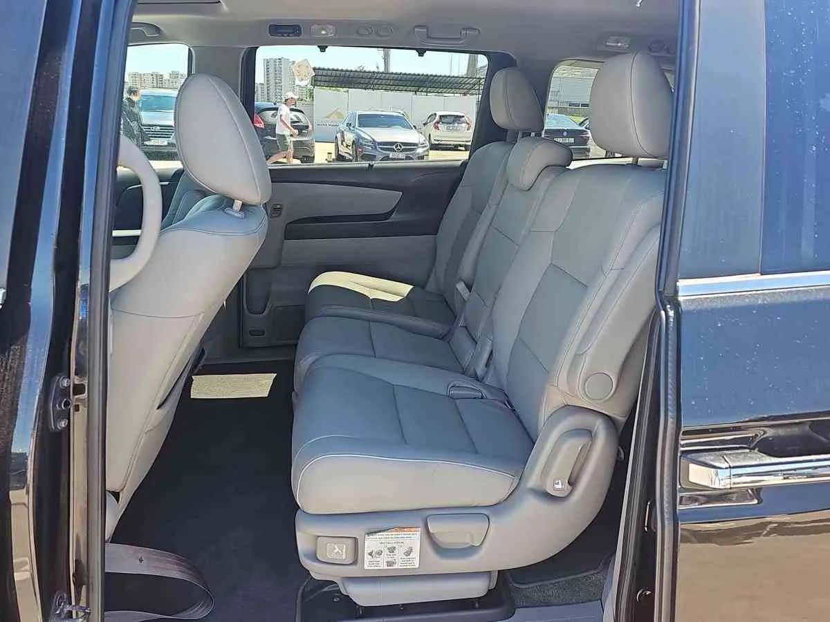 HONDA Odyssey - 7