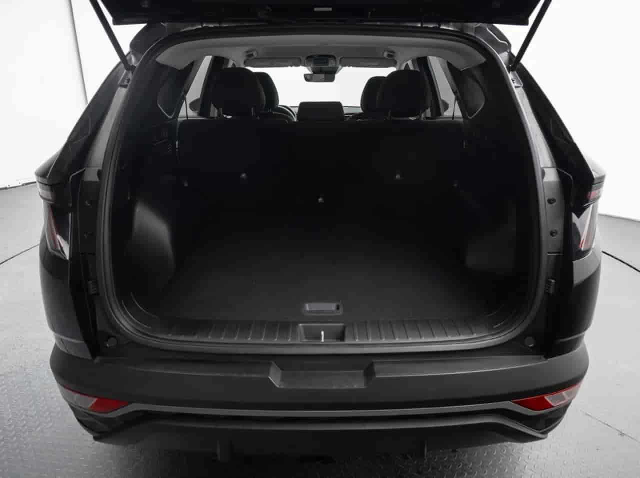 HYUNDAI Tucson - 7
