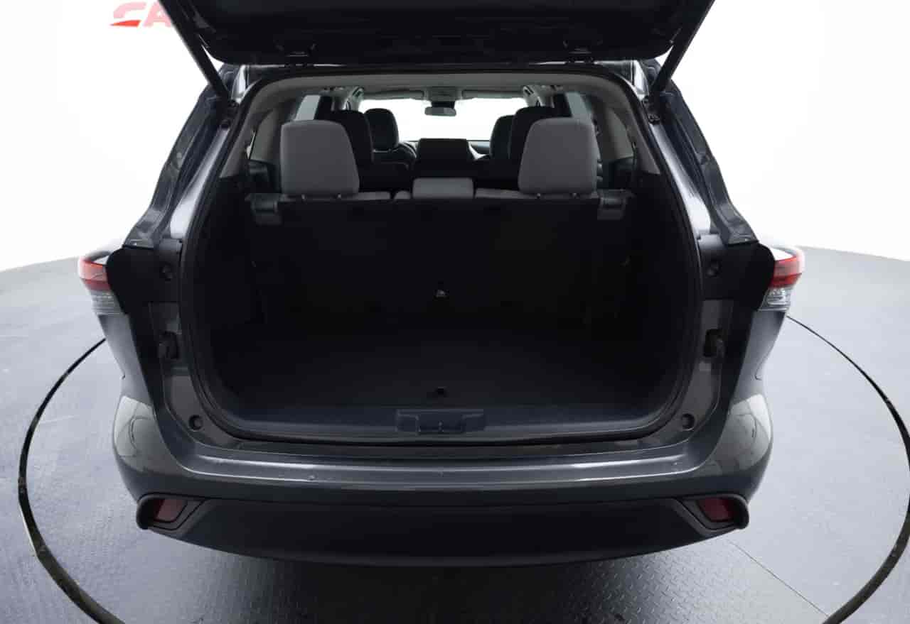 TOYOTA Highlander - 7