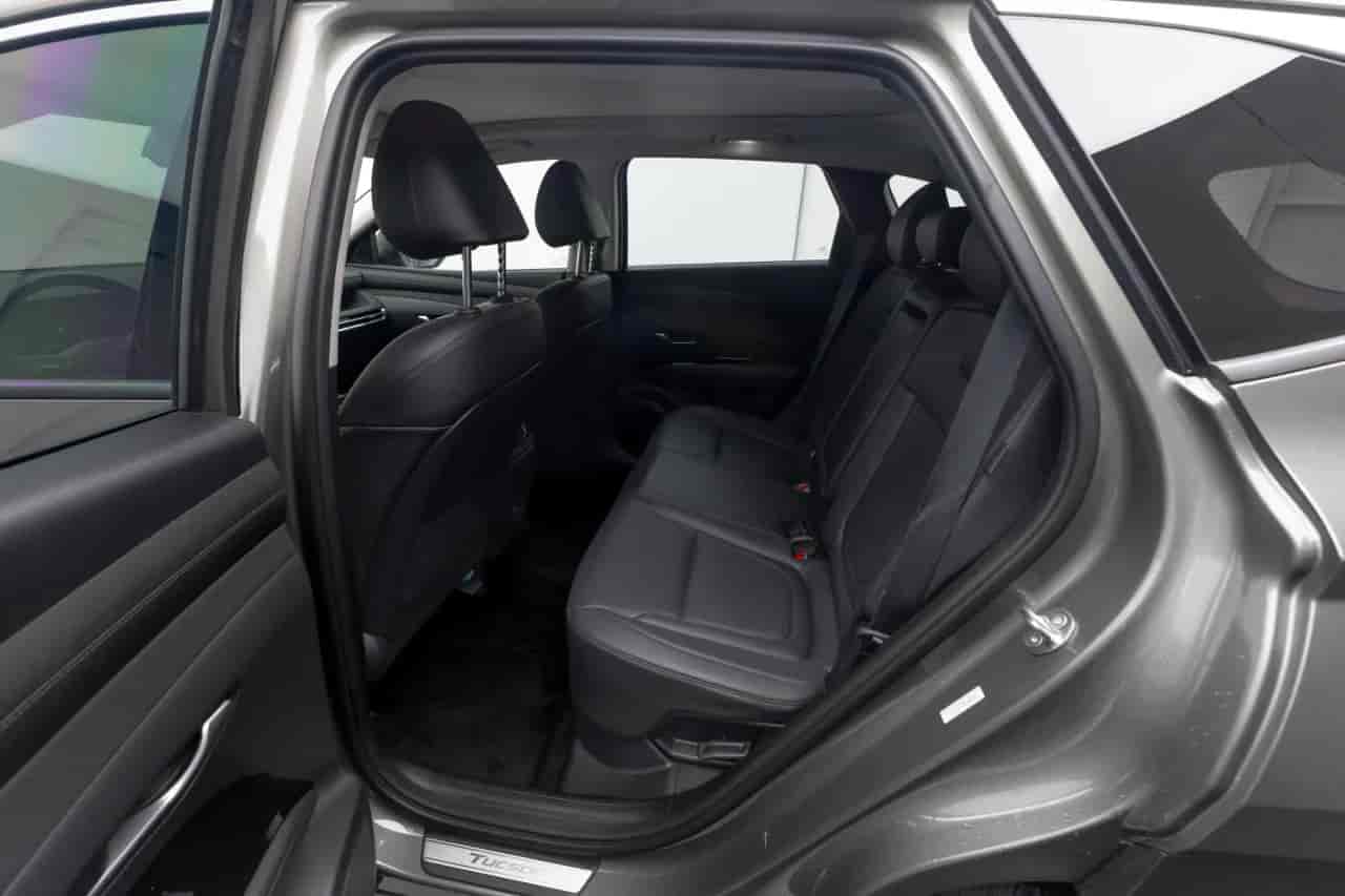 HYUNDAI Tucson - 8