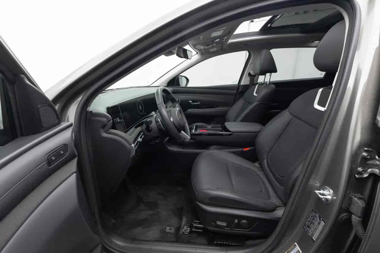 HYUNDAI Tucson - 10