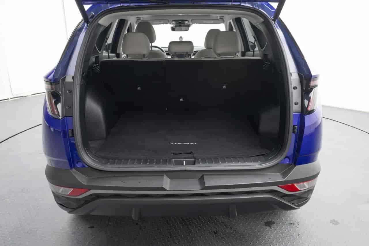 HYUNDAI Tucson - 7