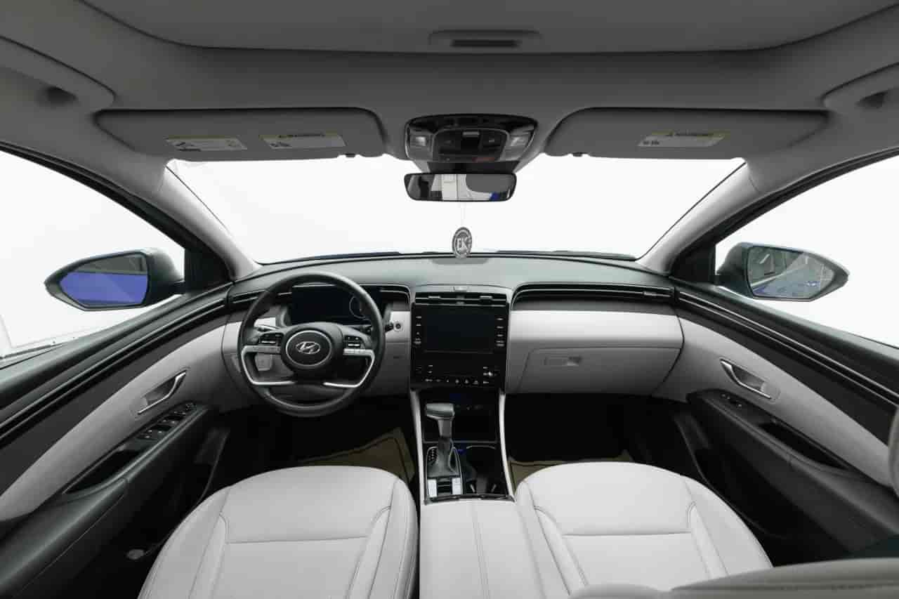 HYUNDAI Tucson - 9