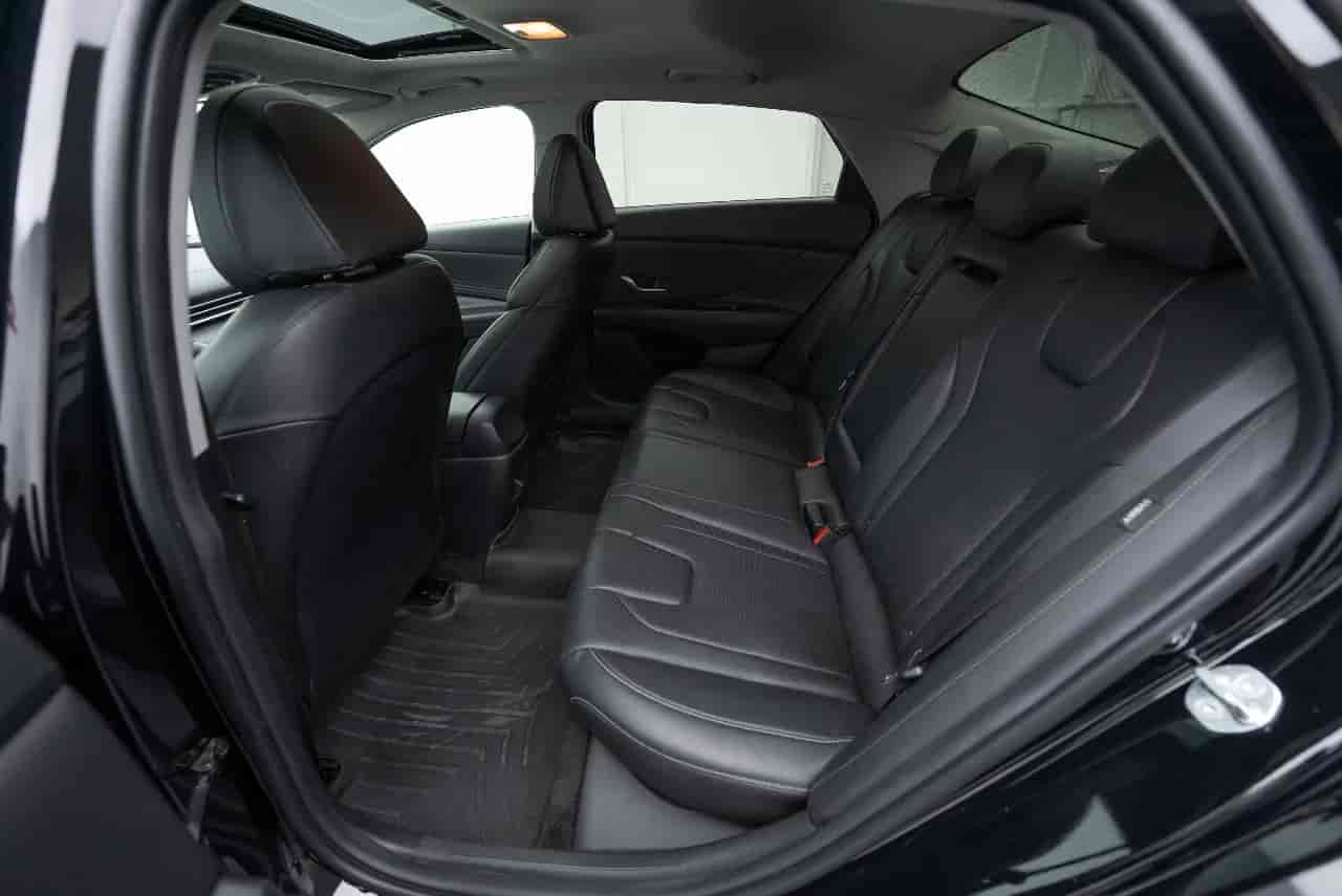 HYUNDAI Elantra - 9