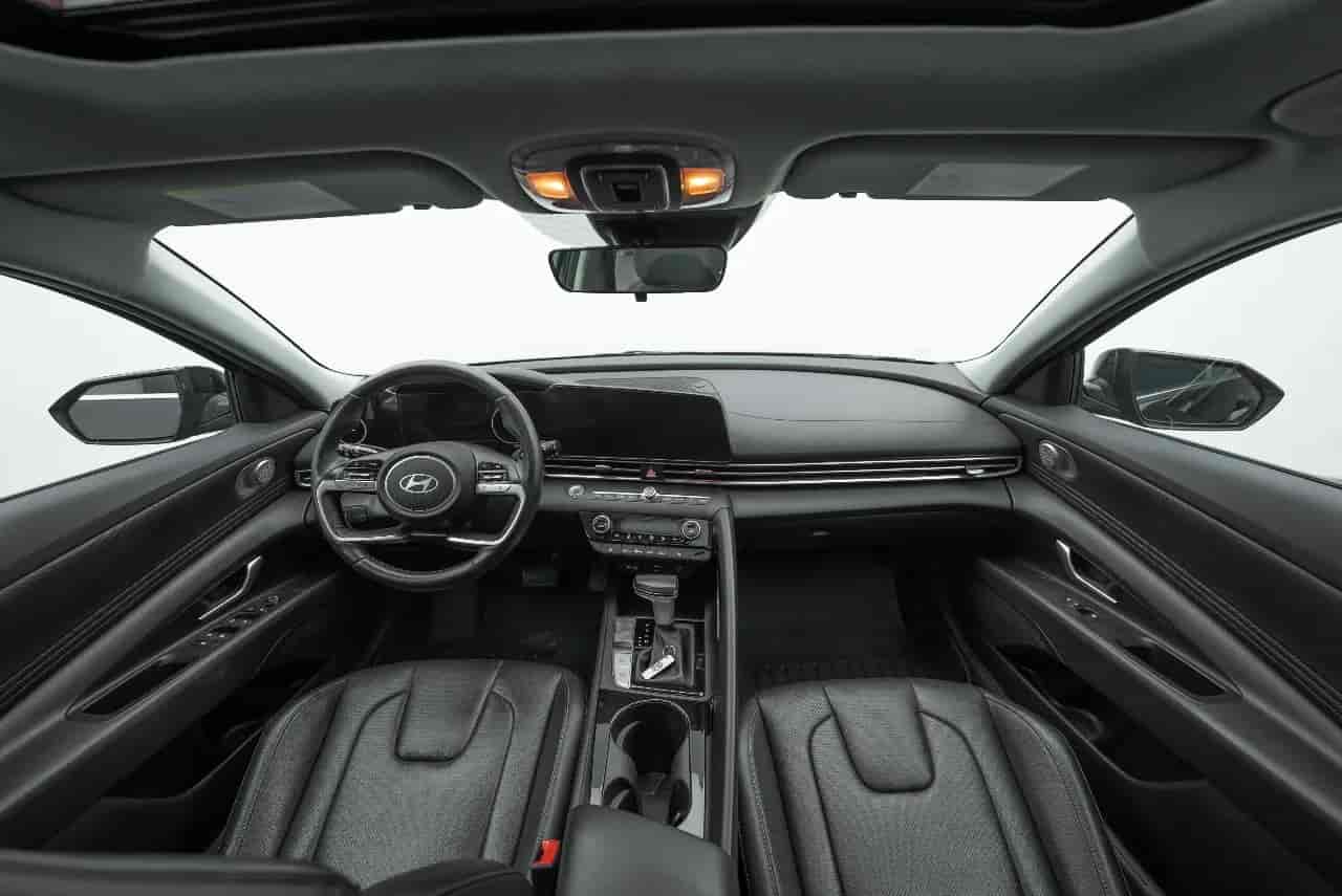 HYUNDAI Elantra - 8