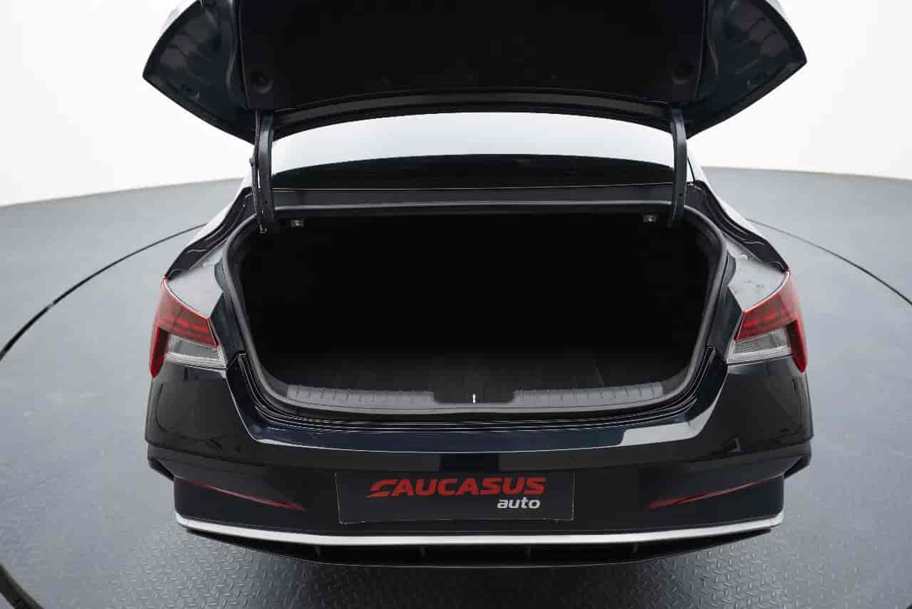 HYUNDAI Elantra - 7
