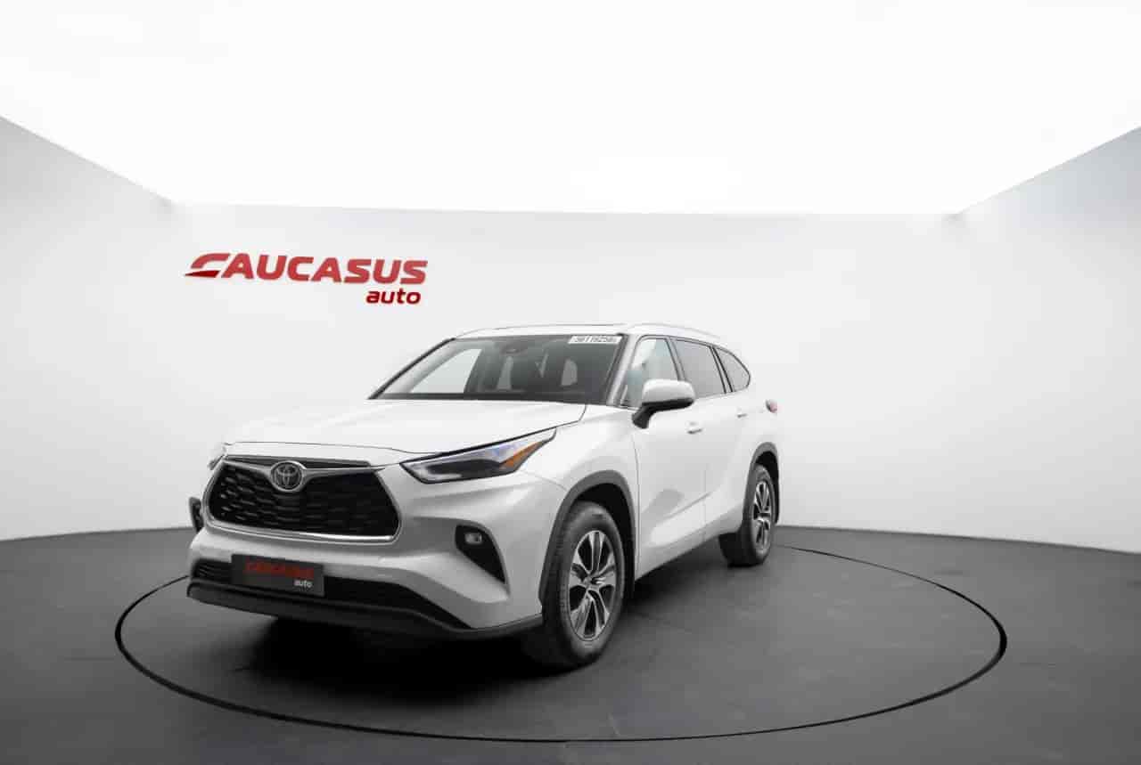 TOYOTA Highlander - 1
