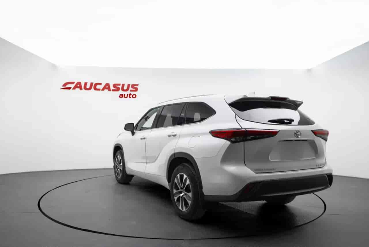 TOYOTA Highlander - 6