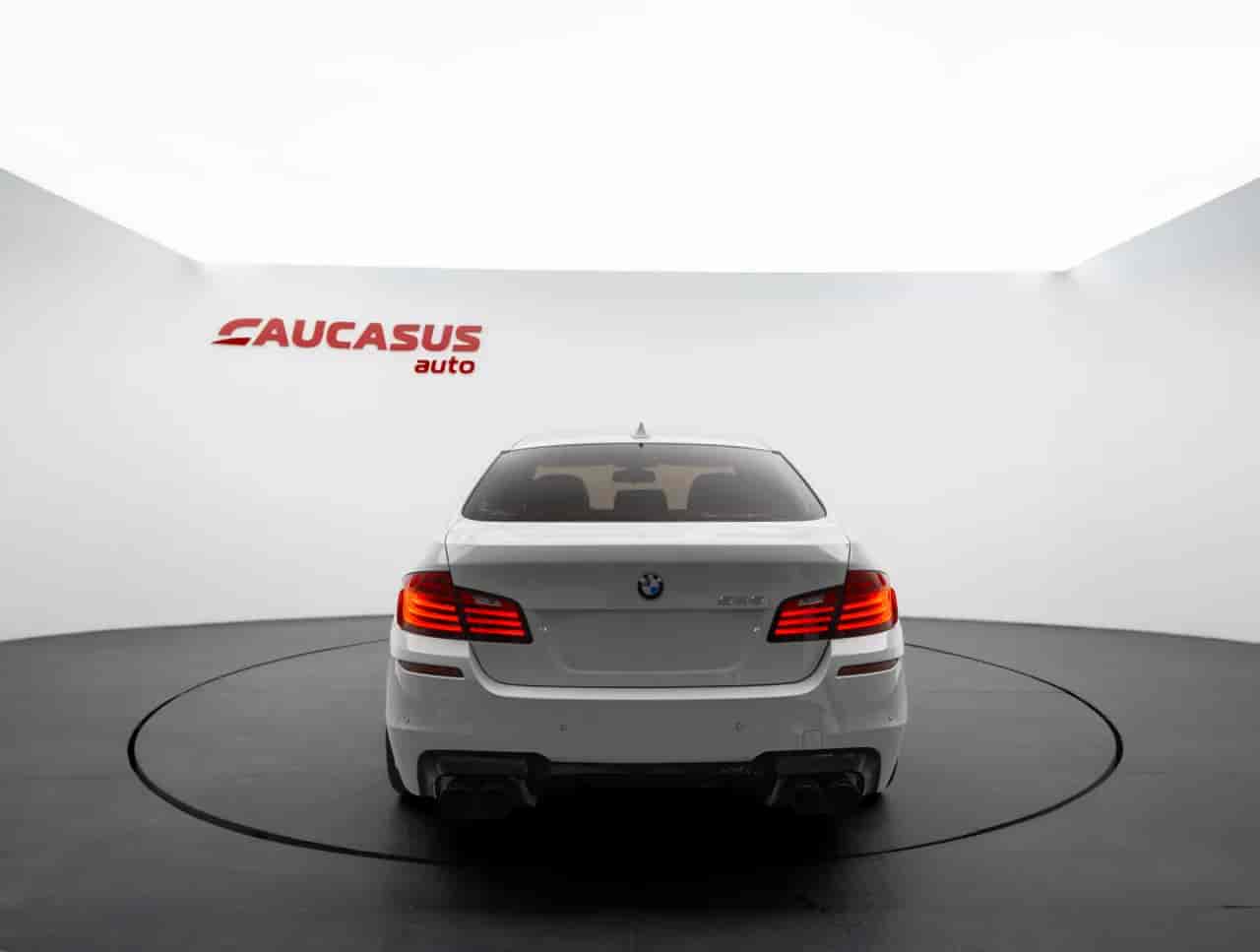 BMW 5-Series - 5