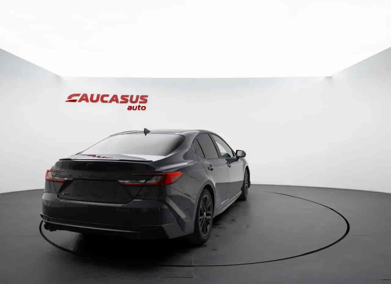 TOYOTA Camry - 4