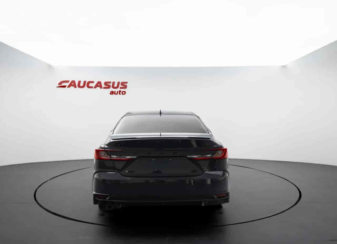 TOYOTA Camry - 5