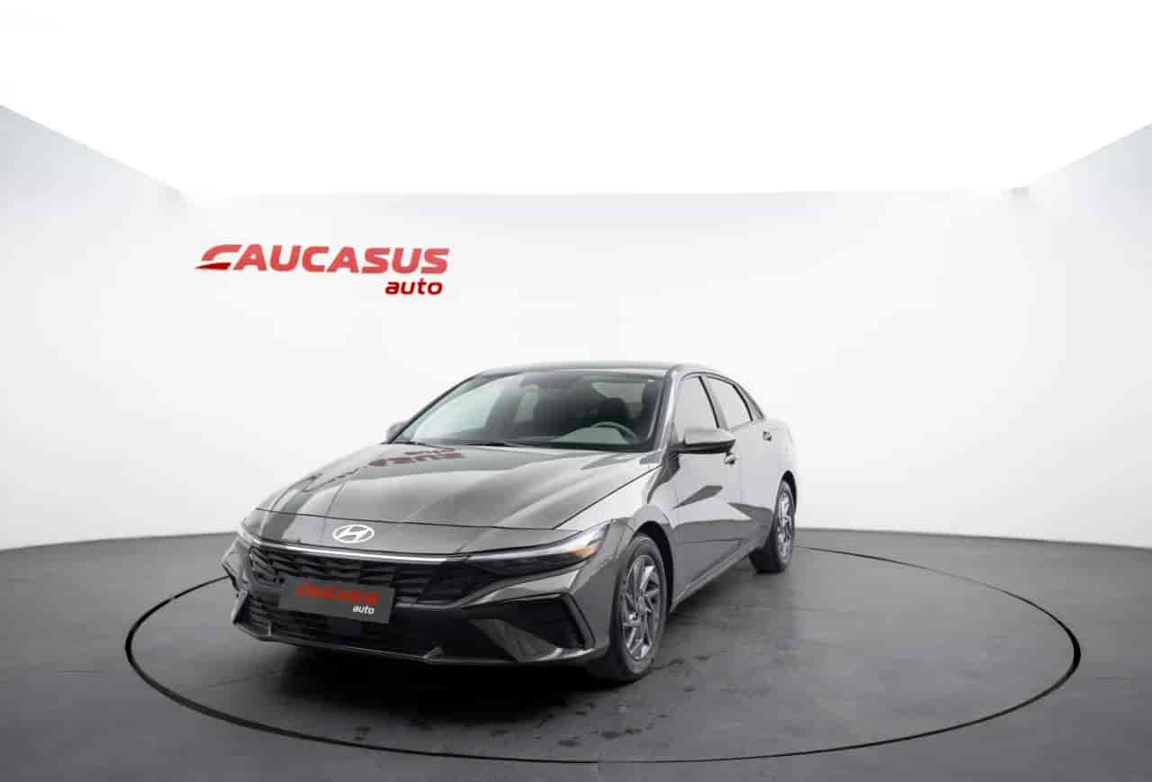 HYUNDAI Elantra - 1