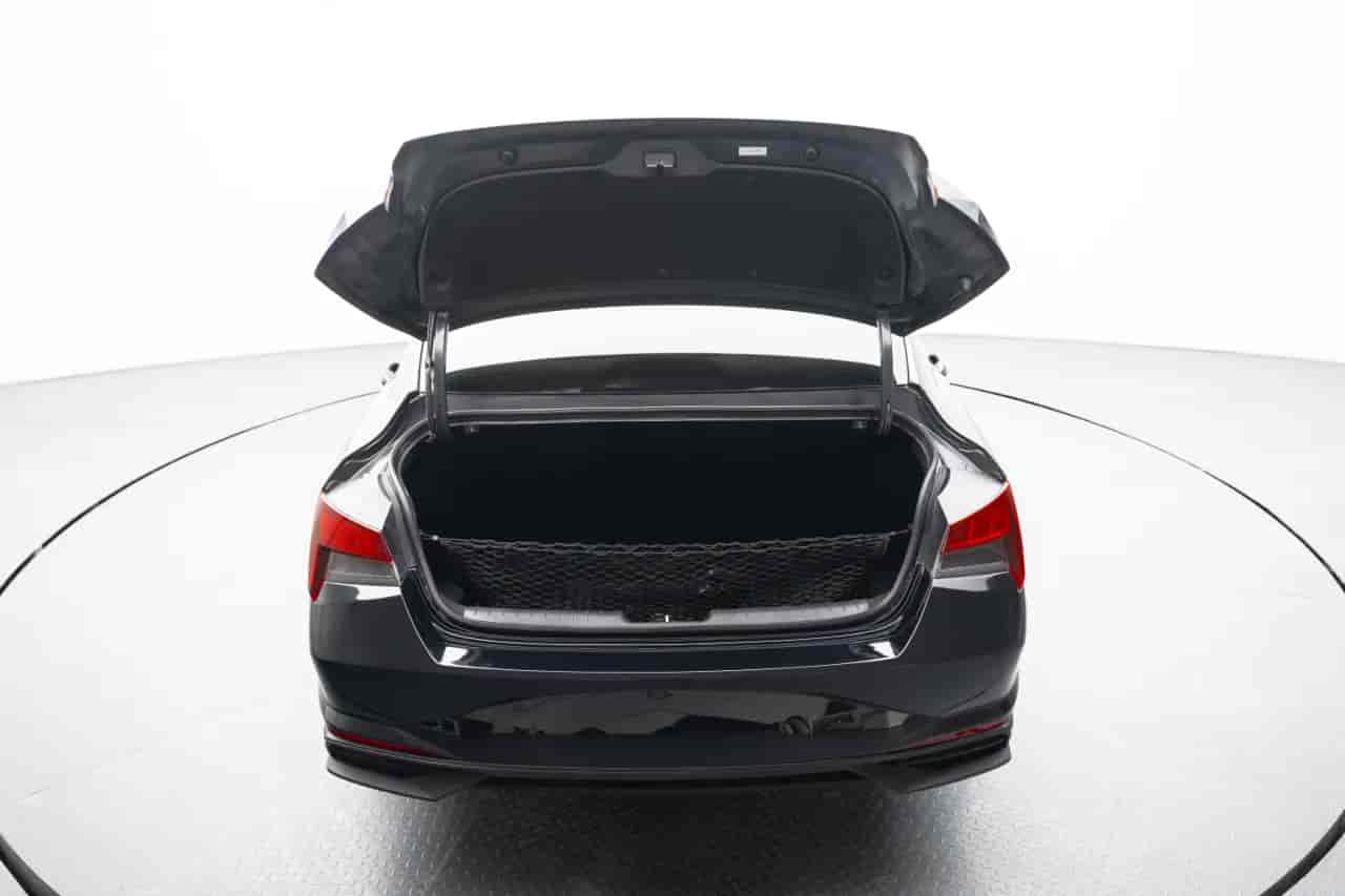 HYUNDAI Elantra - 7