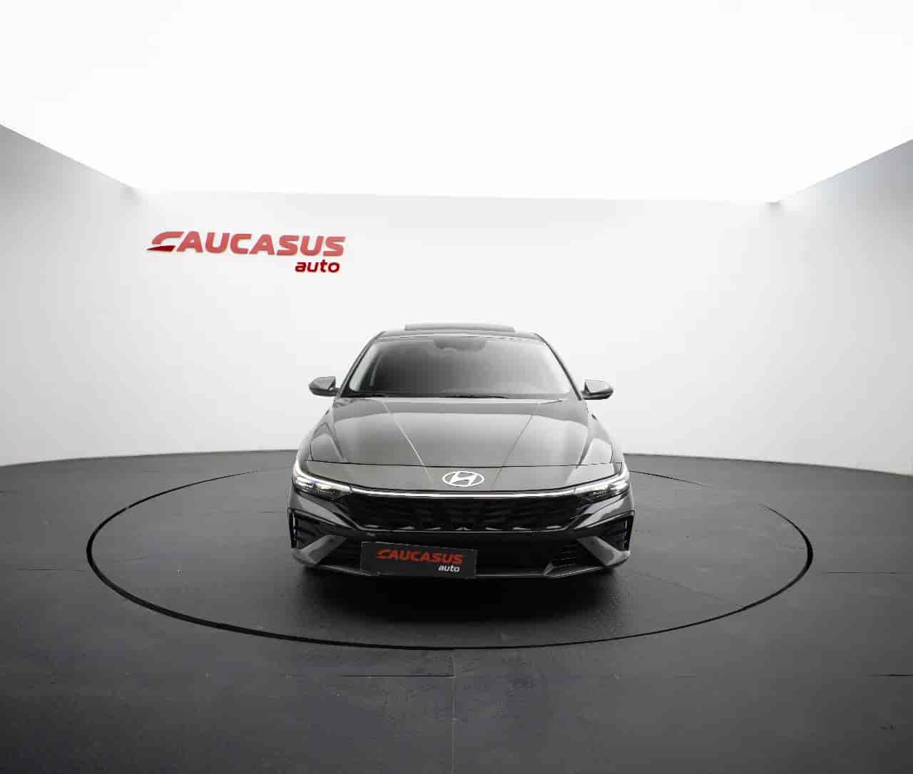 HYUNDAI Elantra - 2