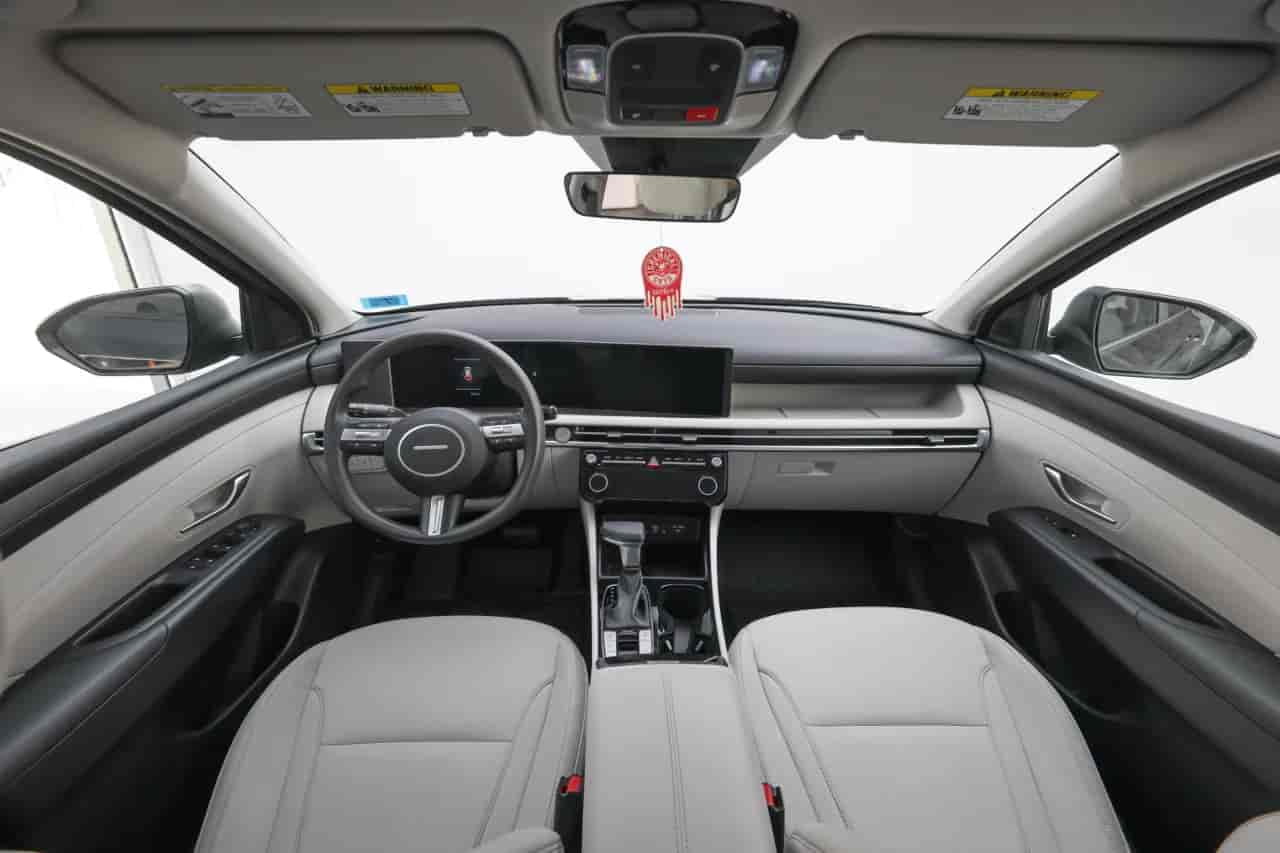 HYUNDAI Tucson - 9