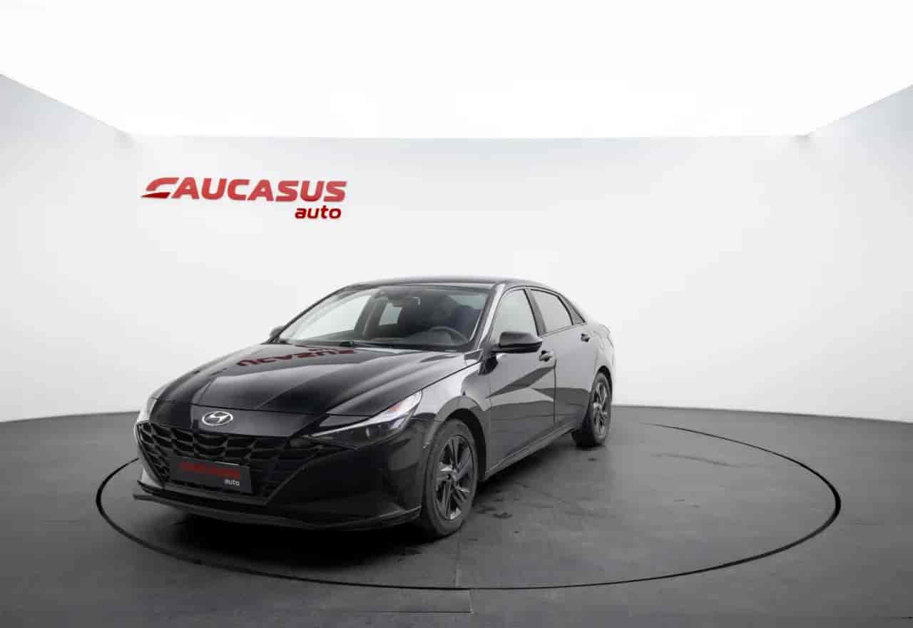 HYUNDAI Elantra - 1