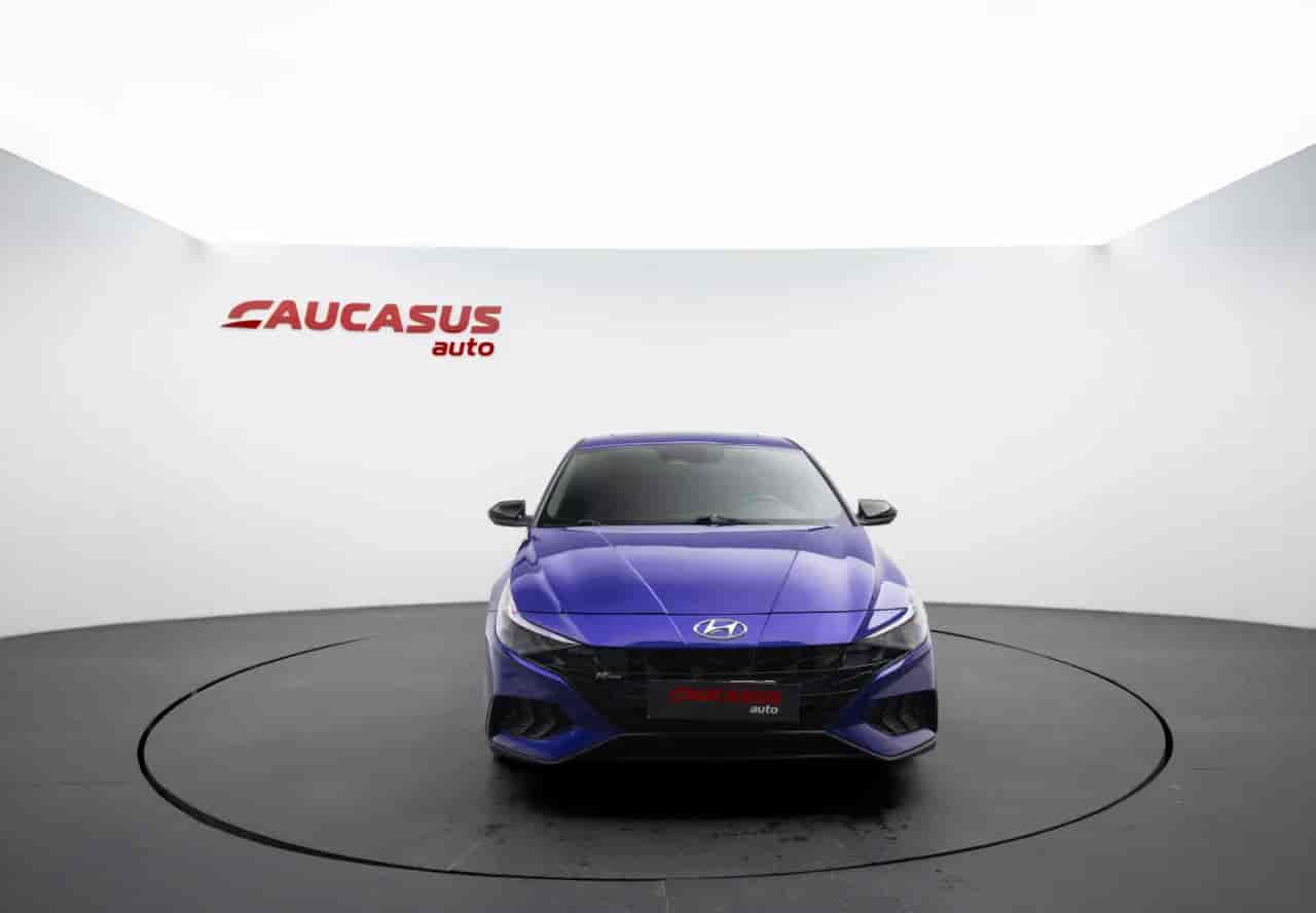 HYUNDAI Elantra - 2