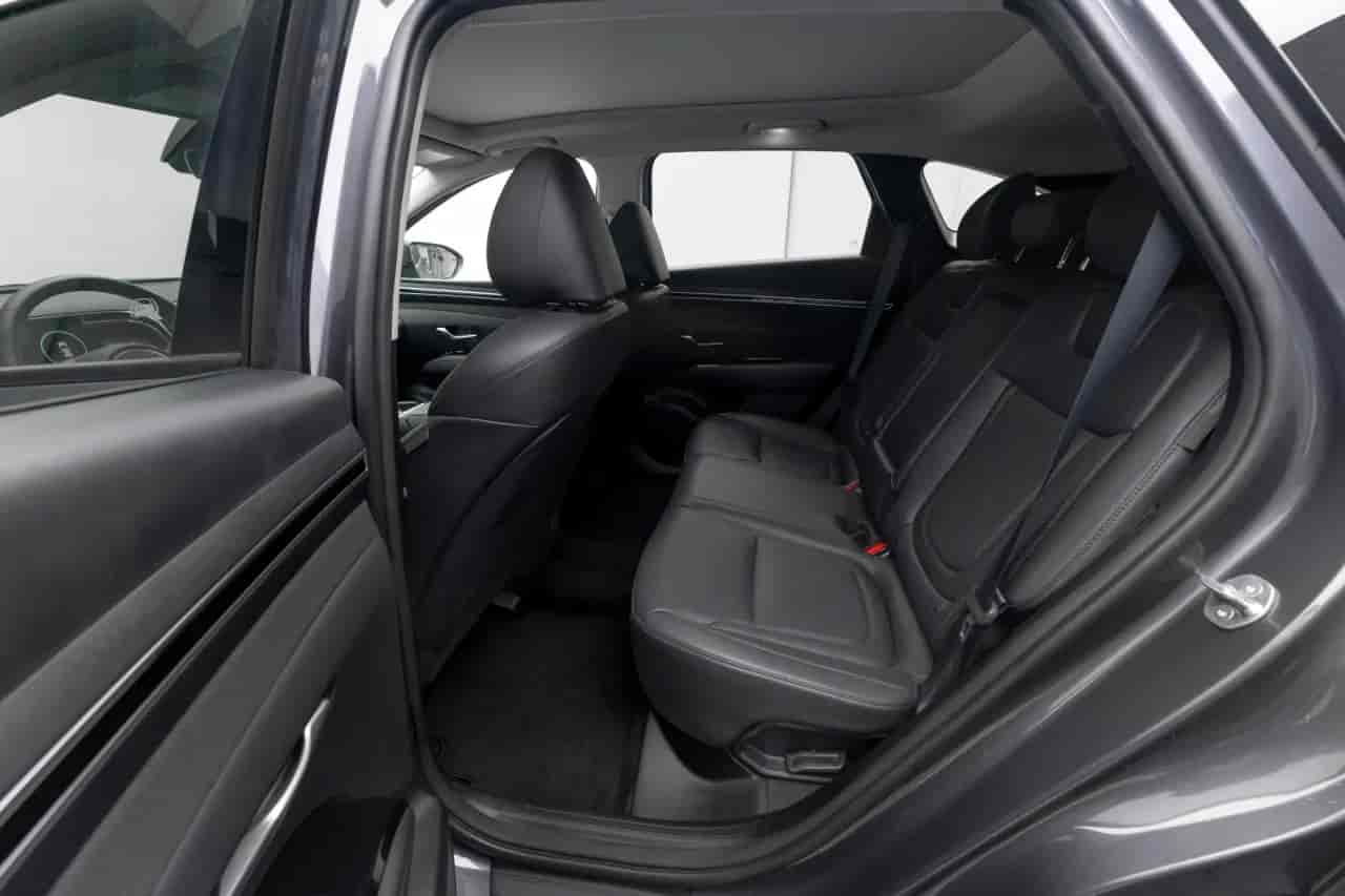 HYUNDAI Tucson - 8