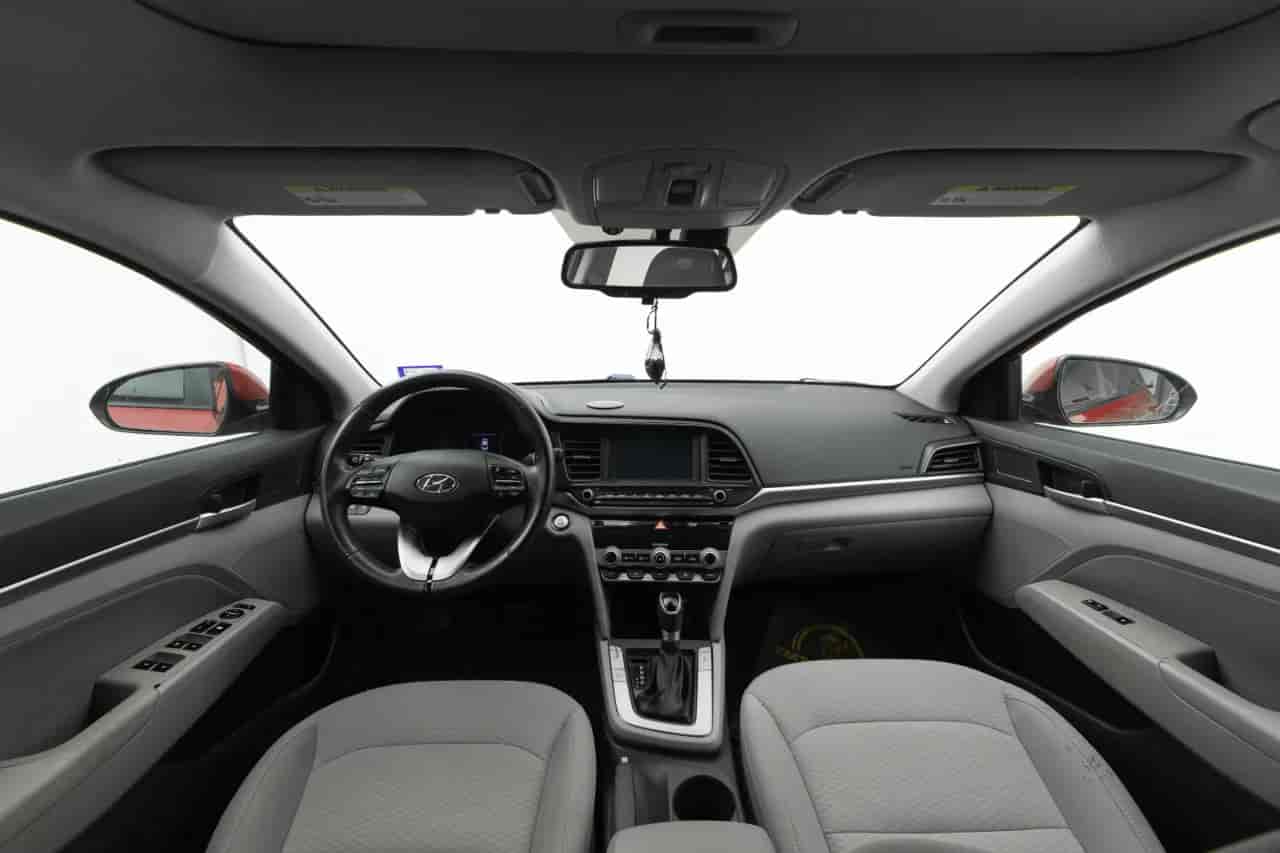 HYUNDAI Elantra - 9