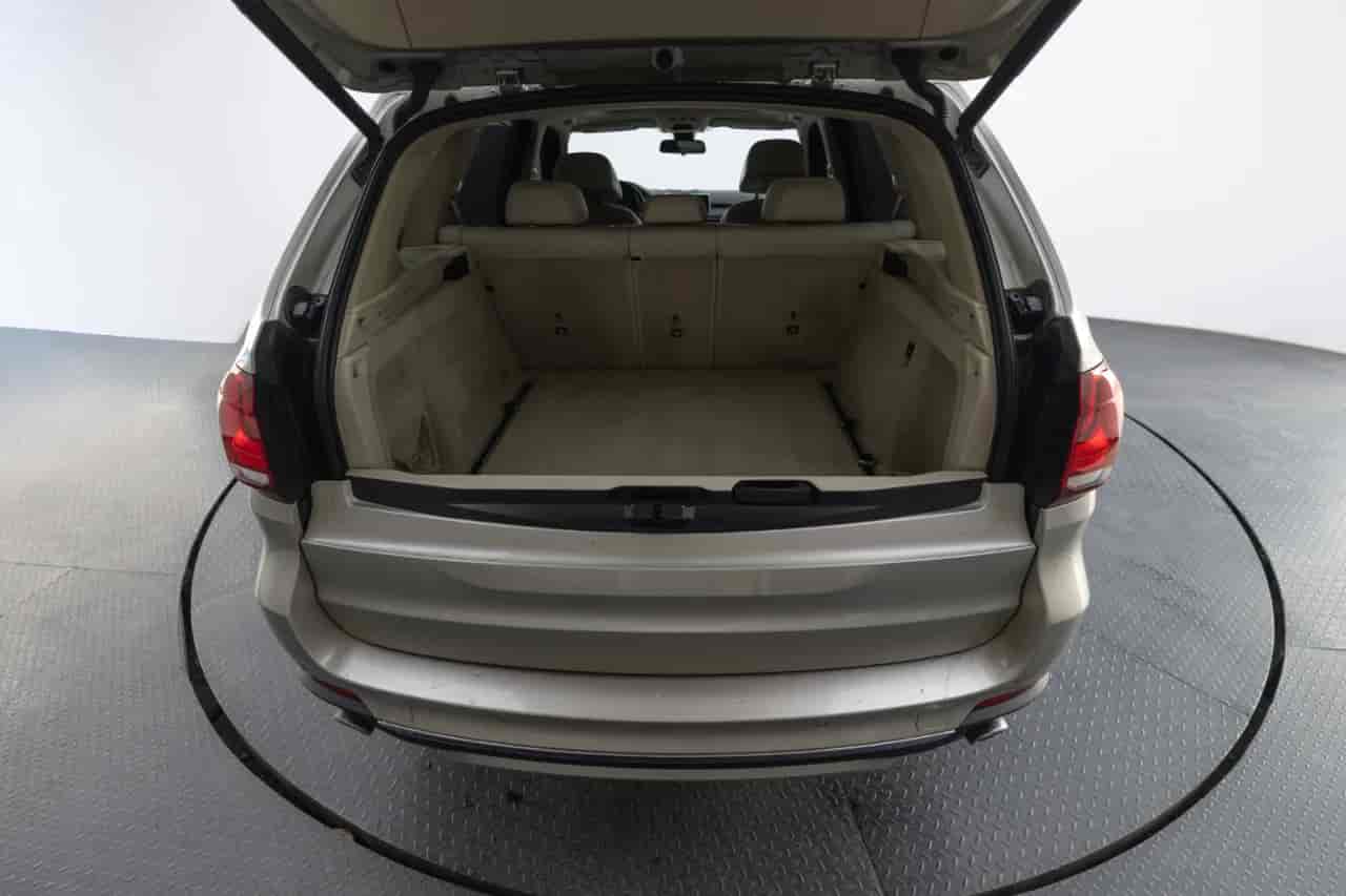 BMW X5 - 7