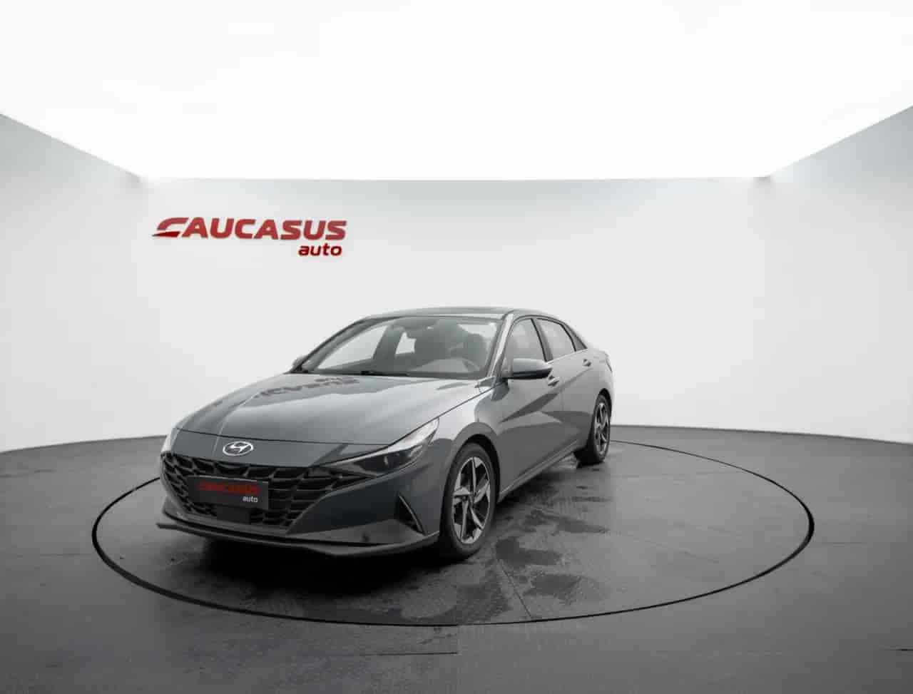 HYUNDAI Elantra - 1