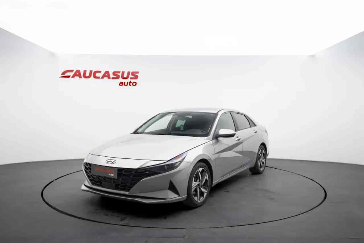 HYUNDAI Elantra - 1