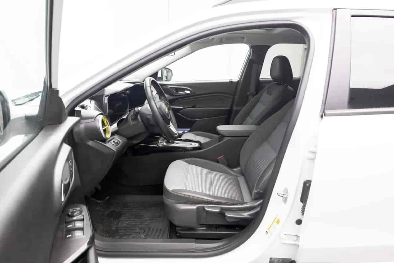 CHEVROLET Trax - 10