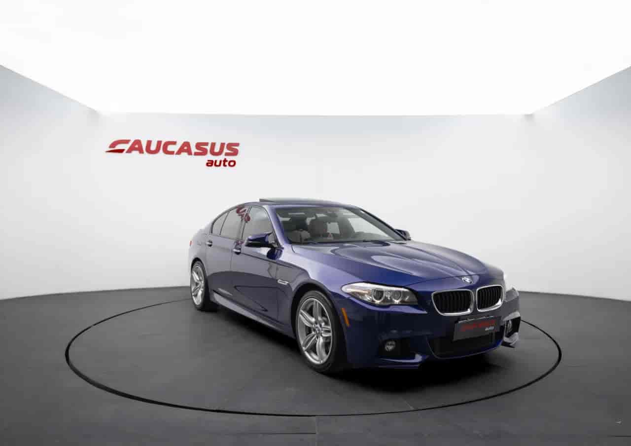 BMW 5-Series - 3
