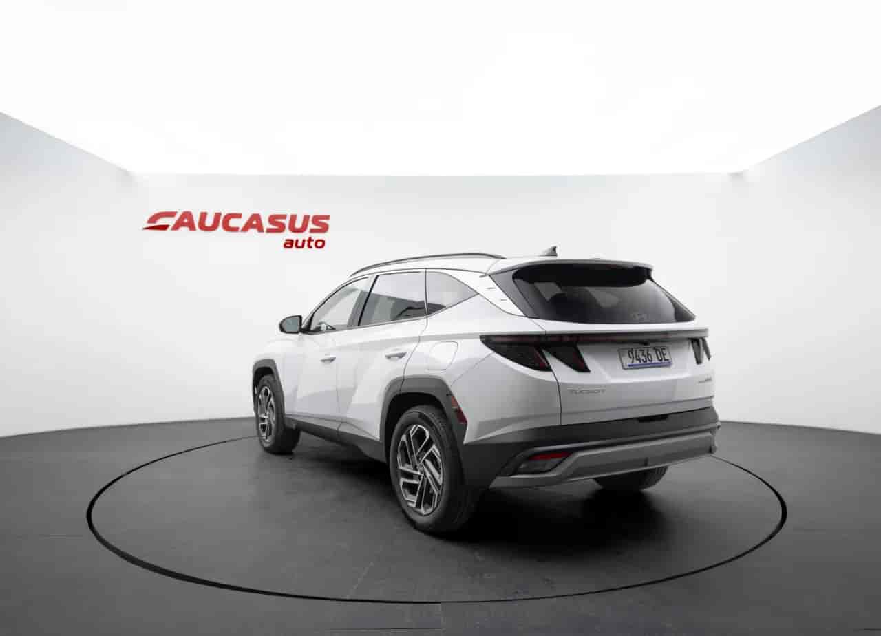 HYUNDAI Tucson - 6