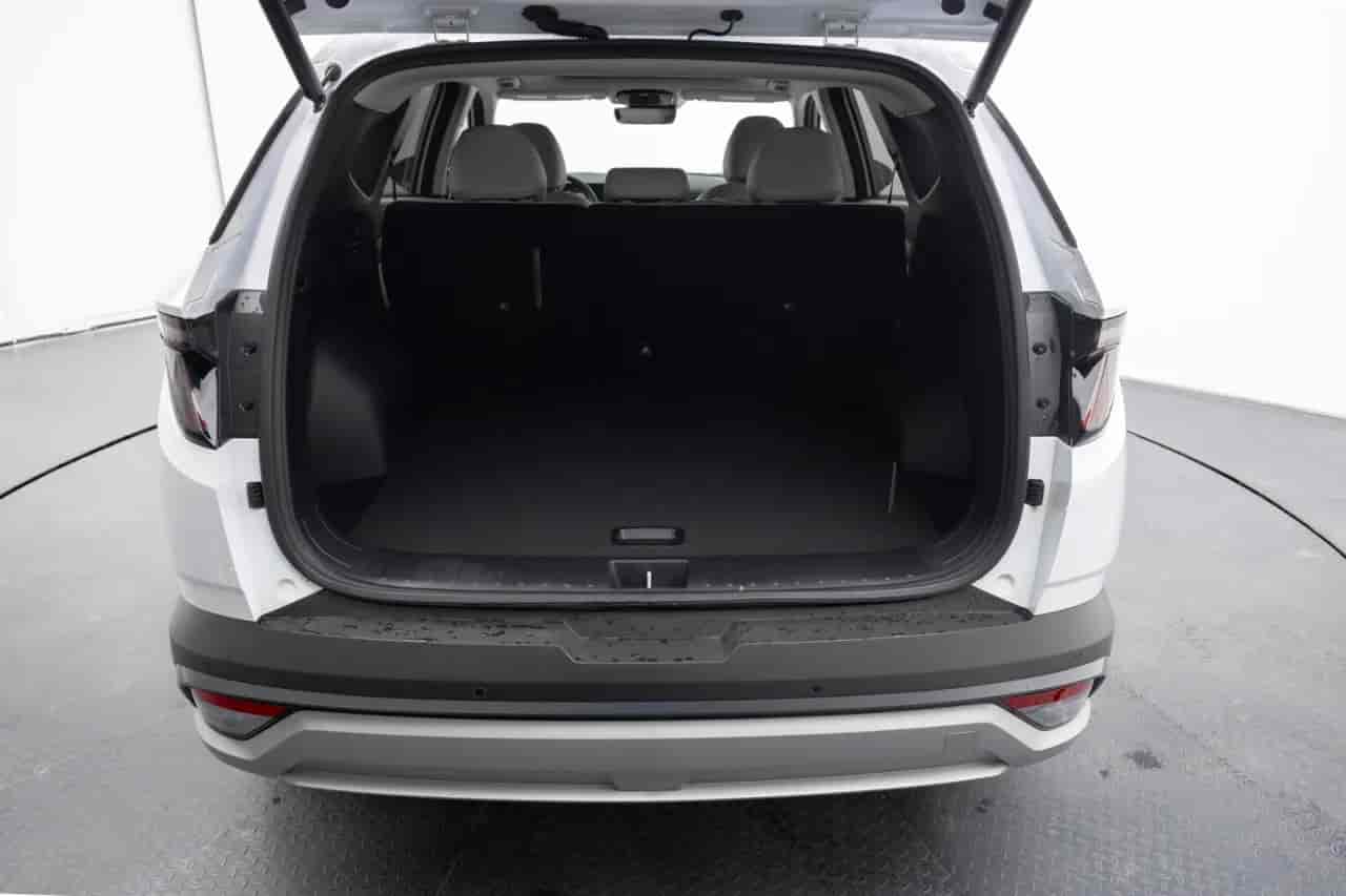 HYUNDAI Tucson - 7