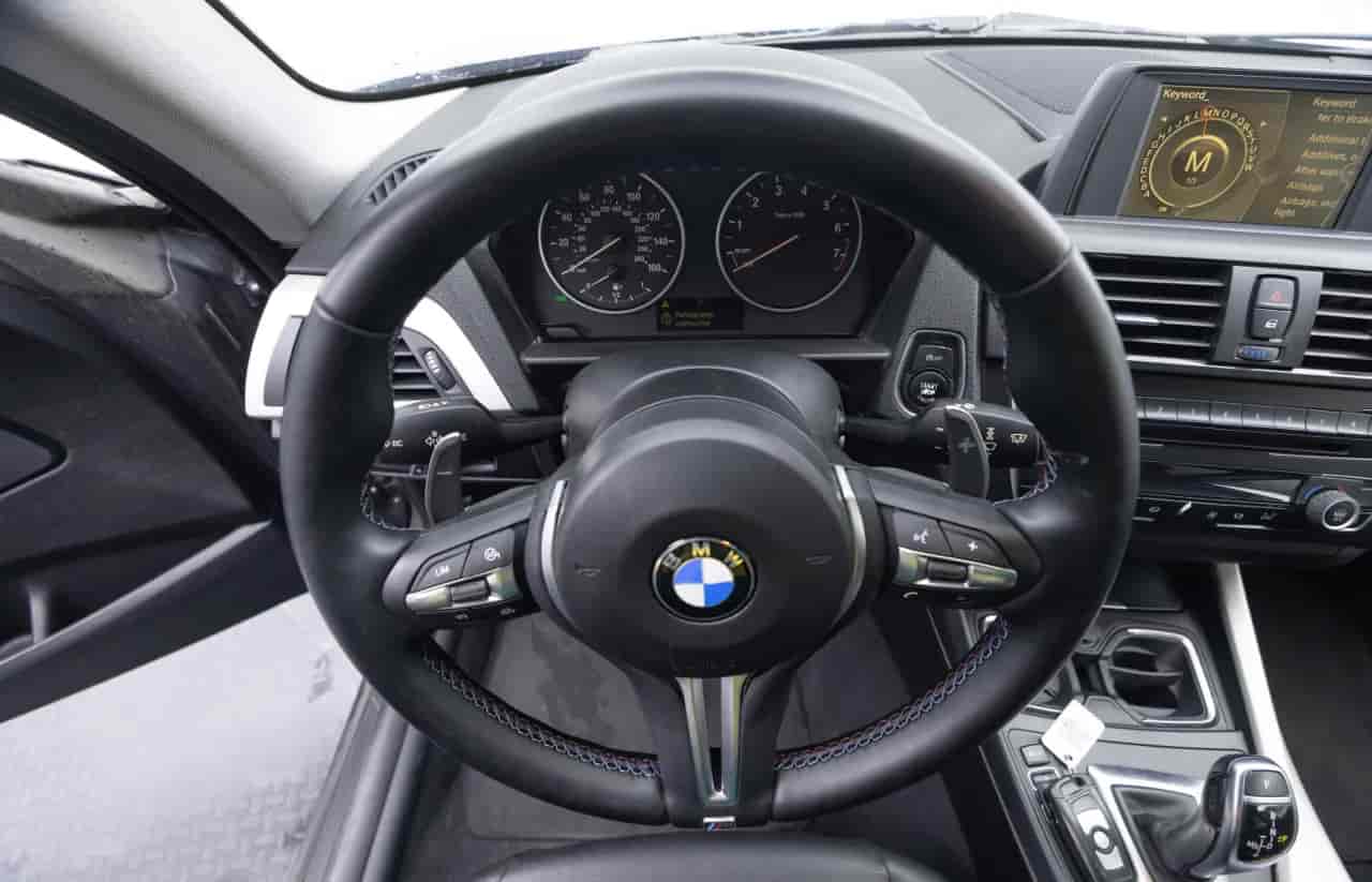 BMW 228i - 10