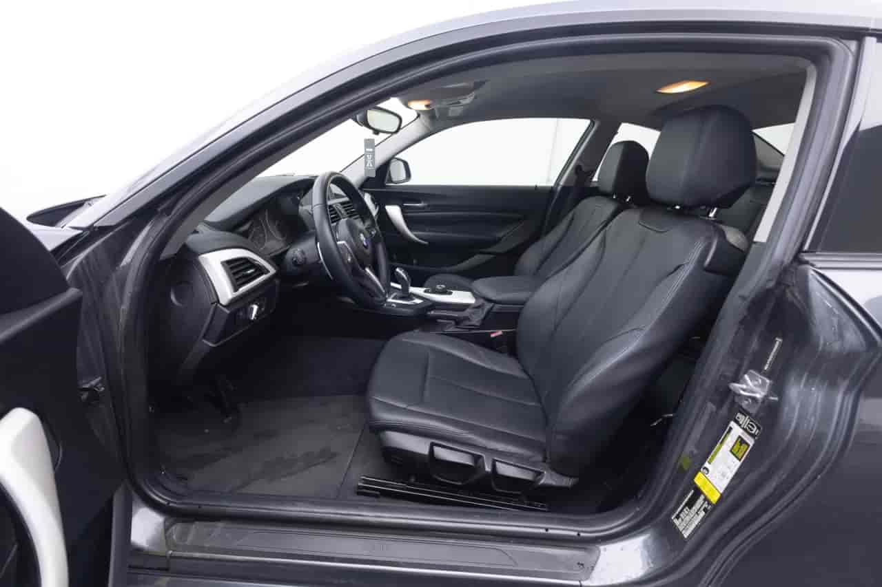 BMW 228i - 8