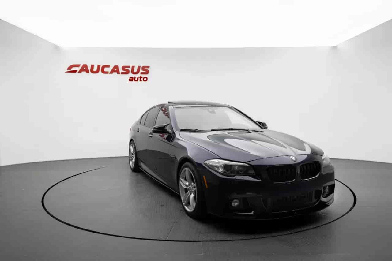 BMW 5-Series - 3